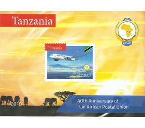 Aircraft over Mt Kilimanjaro - East Africa / Tanzania 2020