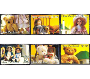 Children's Health. Teddy Bears and Dolls - New Zealand 2000 Set