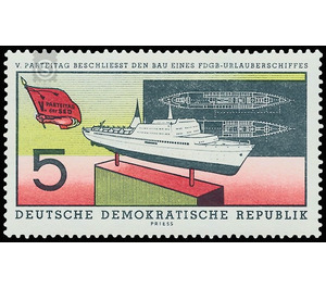 Launch of the FDGB tourist ship MS Fritz Heckert  - Germany / German Democratic Republic 1960 - 5 Pfennig