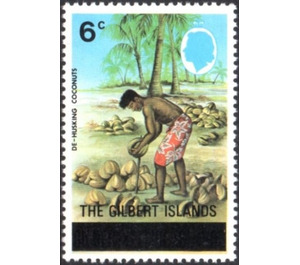 Overprint Dehusking coconuts - Micronesia / Gilbert Islands 1976 - 6