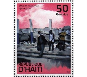 Post Office Ruins and four Survivors - Caribbean / Haiti 2010 - 50