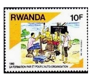Tool making - East Africa / Rwanda 1991 - 10